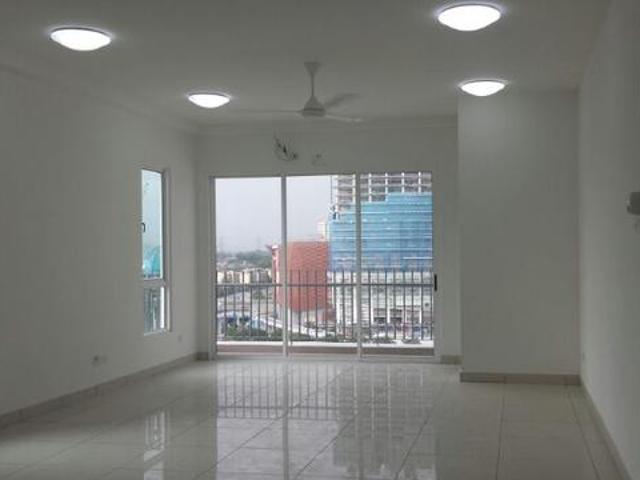 Prima Duta Pool view With Balcony Not highway view