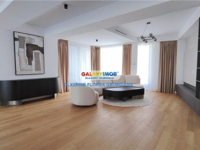 Prima inchirere penthouse 4 camere Aleea Privighetorilor