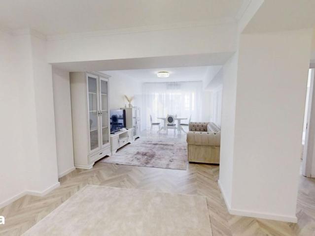 Prima Inchiriere Apartament 3 camere, 92 mp, Bld Unirii Rond Alba Iuli