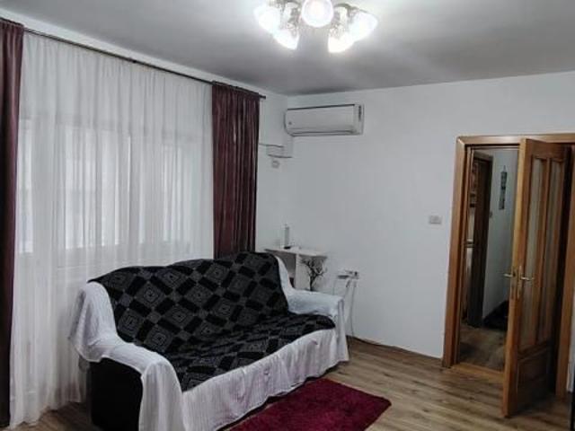 Prima inchiriere!Apartament 3 camere Teatrul Eminescu