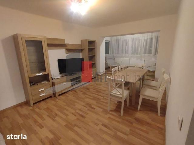 Prima închiriere apartament decomandat 3 camere Bd. Lacul Tei Parcu