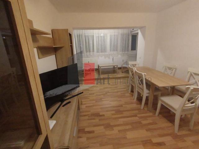 Prima inchiriere apartament decomandat 3 camere Bd. Lacul Tei Parcul Circului