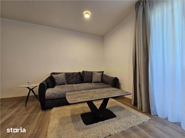 Prima inchiriere Apartament deosebit cu 2 camere + birou si parcare