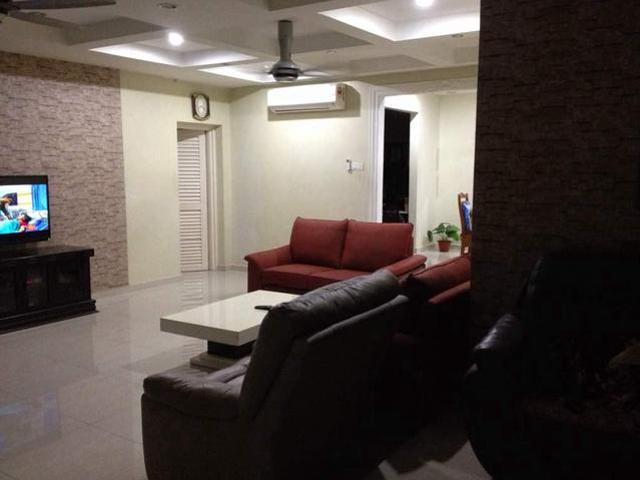 Prima saujana Kajang Selangor 2800sqft Selangor Freehold 5R4B
