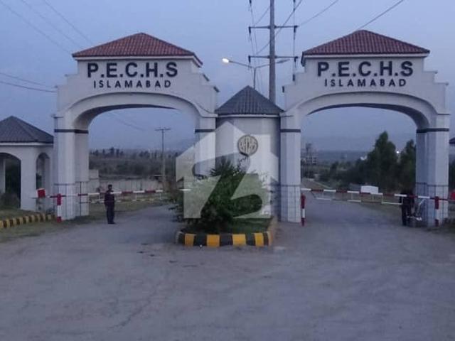 Prime 5 Marla Plot For Sale In M Block | Double Road | Near Park & Commercial