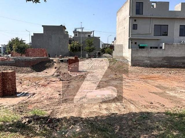 Prime 5 Marla Plot For Sale In Park View City, Lahore