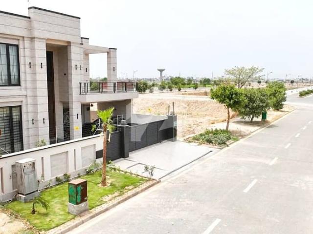Prime 5 marla plot in block bb phase 3 ready to construct | prime location plot | onground & posession