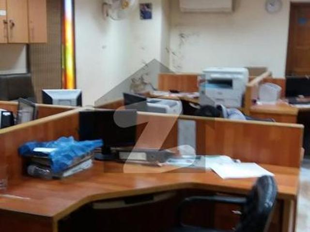 Prime 2000 Sq. Yards Commercial Bungalow for Long Lease in PECHS Block 6 | Ideal for IT Offices, Software Houses & Corporate Use PECHS Block 6