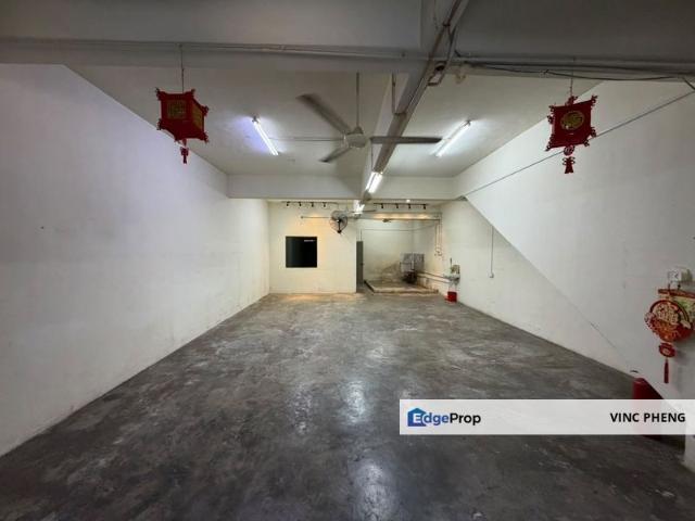 PRIME 22'x80' Shoplot Near Mature Housing Area @ Taman Melaka Baru