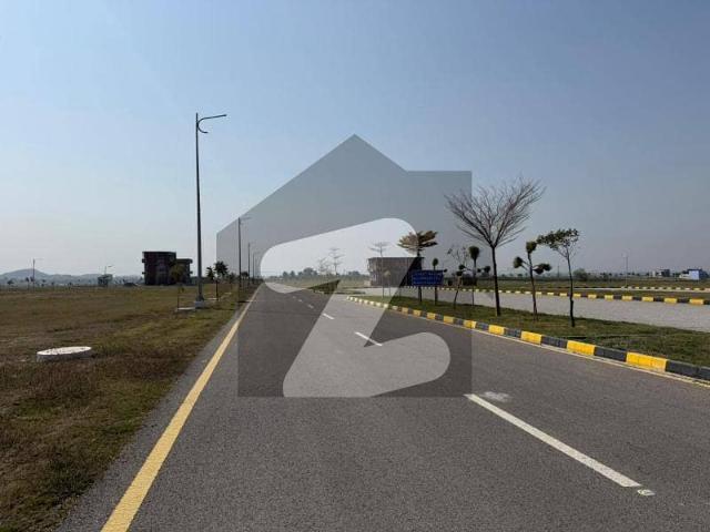 Exclusive Plot In Prime Area Ideal End Users &Amp  Investor
