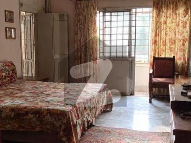 Prime 2 Kanal Margalla Facing Property for Sale in F 7 Islamabad | Demolishable House F 7