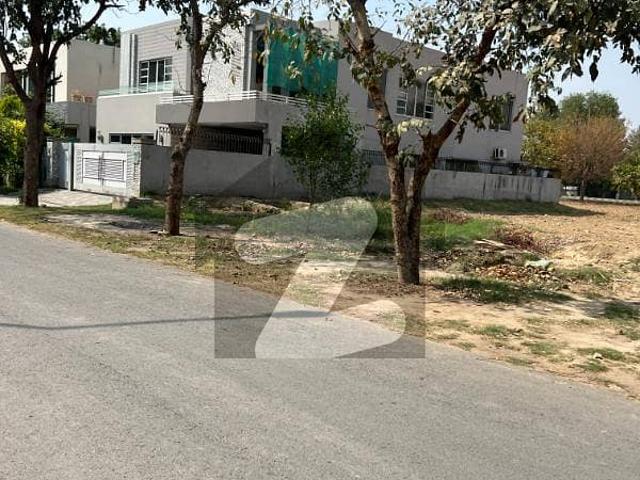 Prime 2 Kanal Pair Of Plot Old House For Sale | Main Ghazi Road | Phase 2 | Block L