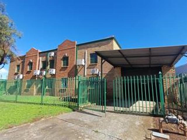 prime warehouse unit to let in gatew.