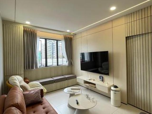 Prime Armadale Residence With Cozy Renovation FOR SALE