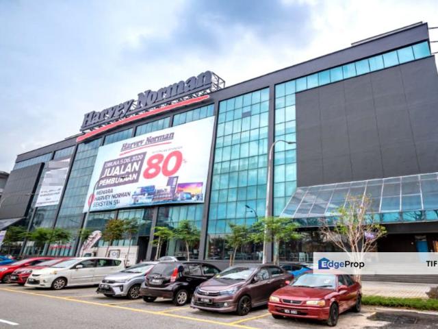 Prime Area, Facing Highway Office & Retail Space