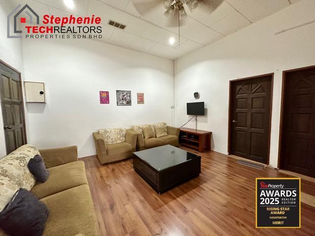 PRIME AREA TAMAN BERLiAN SEMI D RENOVATED