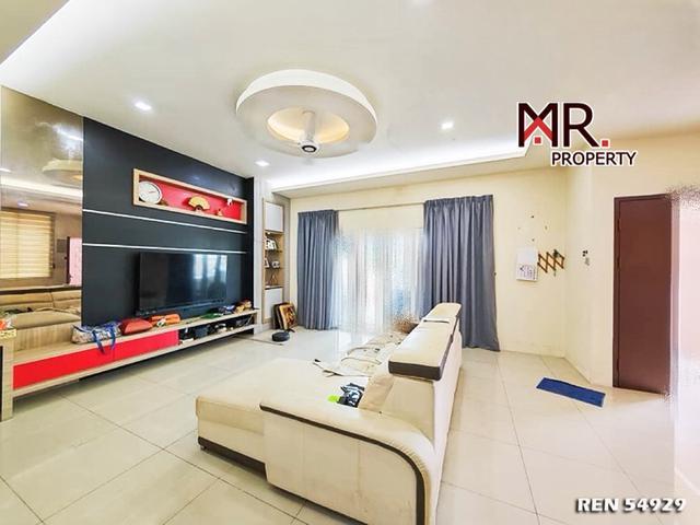 PRIME AREA Triple Storey SemiD House Taman Wira Indah FOR SALE