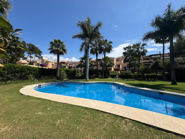 Prime Beachside Living Near Puerto Banús