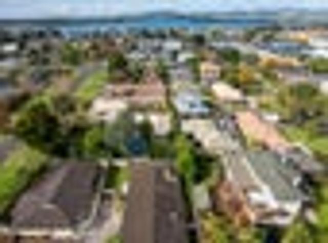 Prime CBD location | Bring your flair!