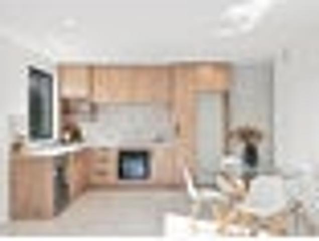 Prime City Fringe Living