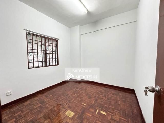 Prime Commercial Office in KL City High Floor with Good Natural Light Selling with Tenancy – Immediate Rental Income Ideal for Investment or Future Own Use