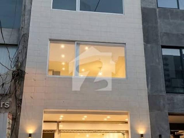 Prime Commercial Building For Sale In Model Town C Block | Central Commercial Market | 2.5 Marla