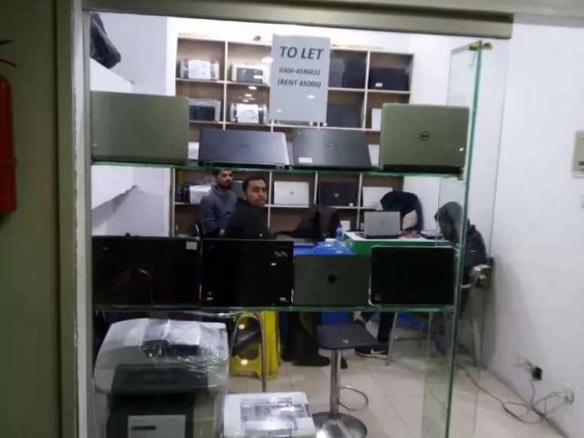 Prime commercial lication shop for rent in Gulberg iii Lahore Muqaddas Park ID 38284