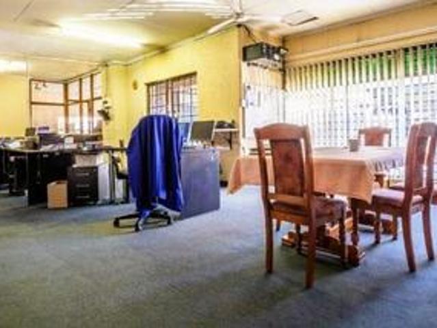 prime commercial property in kempton park