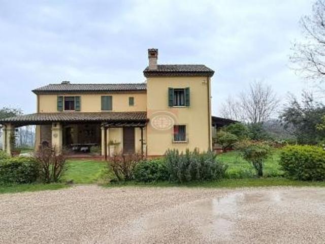 Prime colline di Cesena villa in ottime condizioni