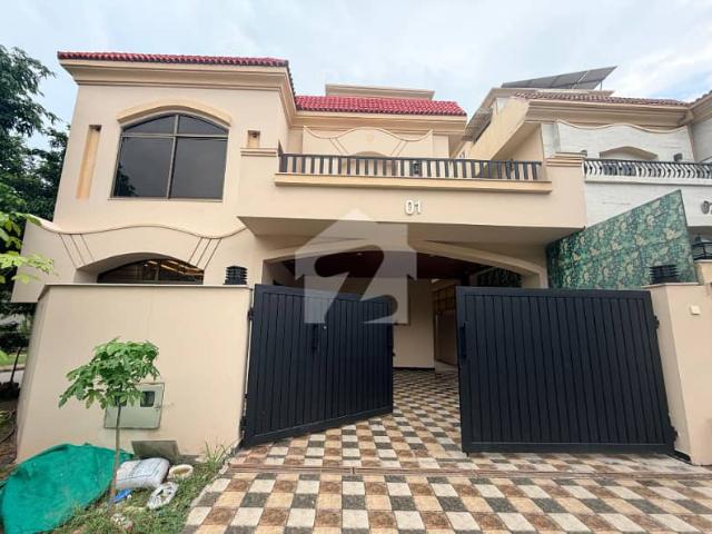 Prime Corner Sector C1 10 Marla House Available For Sale