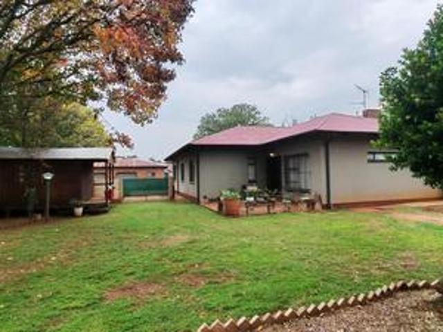 prime development opportunity in lyt.