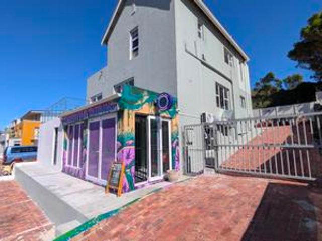 prime first floor commercial space t.
