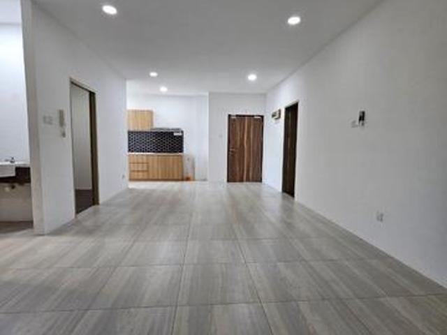 Prime Fulton Park Apartment Partial Furnished For Rent