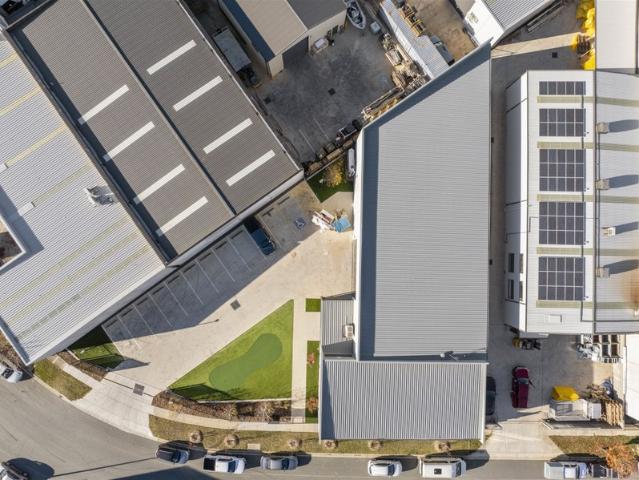Prime Warehouse with high grade office Space for Lease in Bustling Beard