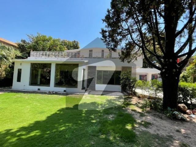 Prime Investment Opportunity: Demolished House In F 10, CDA Transfer, 1200 Sq Yard F 10