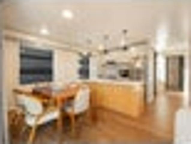 Prime investment opportunity in Cromwell awaits!