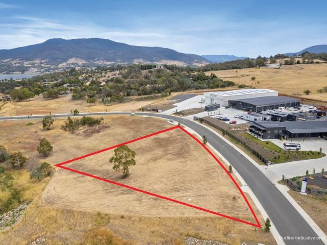 Prime land in strategically positioned industrial location