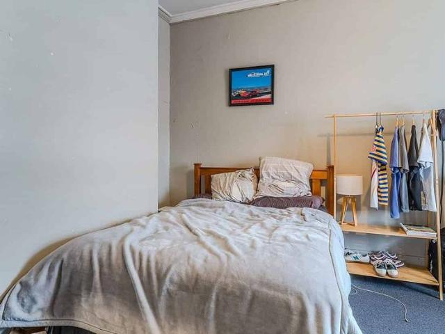 Prime Location 4 Bedroom Student Flat