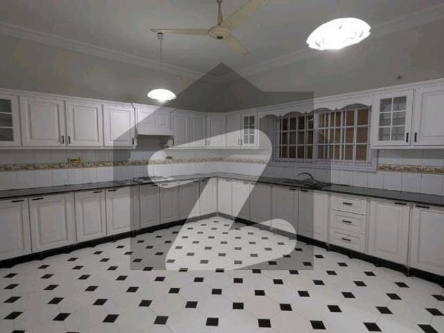 Prime Location 500 Square Yards House In Central DHA Phase 5 For Rent DHA Phase 5