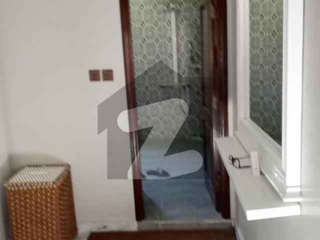 Prime Location! 500 Yards Well Maintained Bungalow For Sale Phase 6 DHA Phase 6