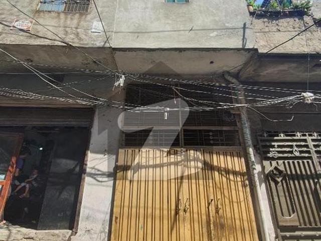Prime Location 543 Square Feet House In Central Daroghewala For sale Daroghewala