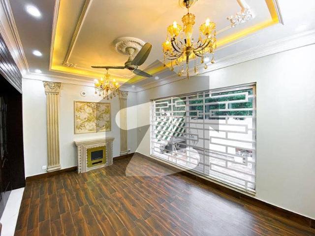 Prime Location 5 Marla House For Sale In Park View City Lahore
