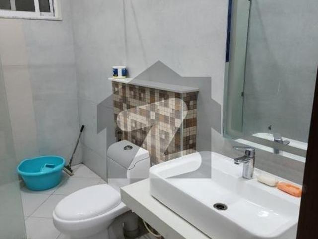 Prime Location 5 Marla House For Sale Is Available In Lyallpur Avenue