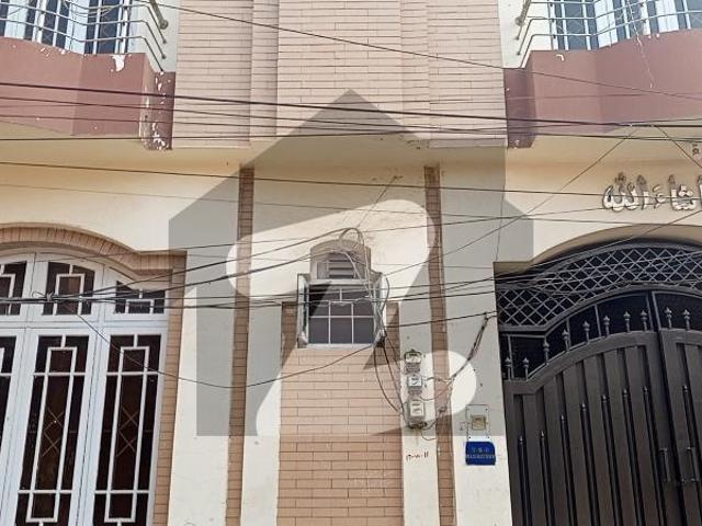 Prime Location 5 Marla House Ideally Situated In Madina Town