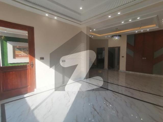 Prime Location 5 Marla House In Buch Executive Villas For sale At Good Location Buch Villas Phase 2 Manik Block