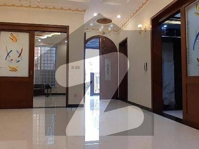 Prime Location 5 Marla House In Park View City Of Lahore Is Available For sale