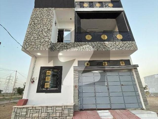 40 ft road in saadi garden 120 sq yard brand new house saadi garden