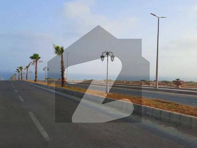 Prime Location 600 Sq Yds Sea View Open Plot Phase 1
