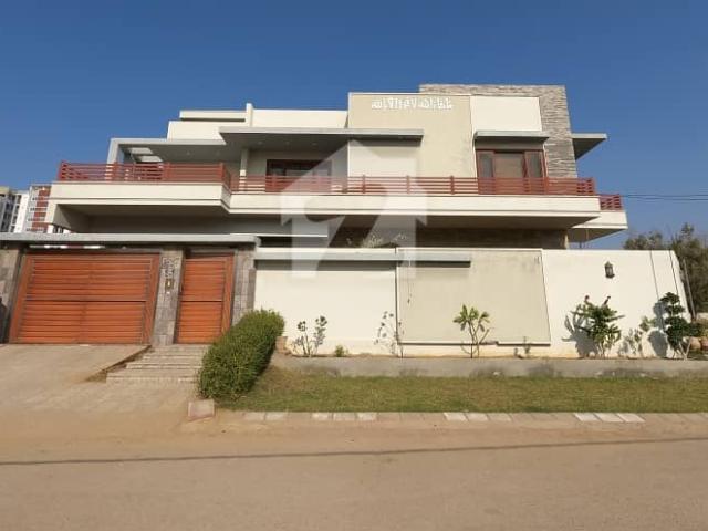 Prime location 625 square yard ground+one luxury house for sale in sector s gulshan e maymar karachi