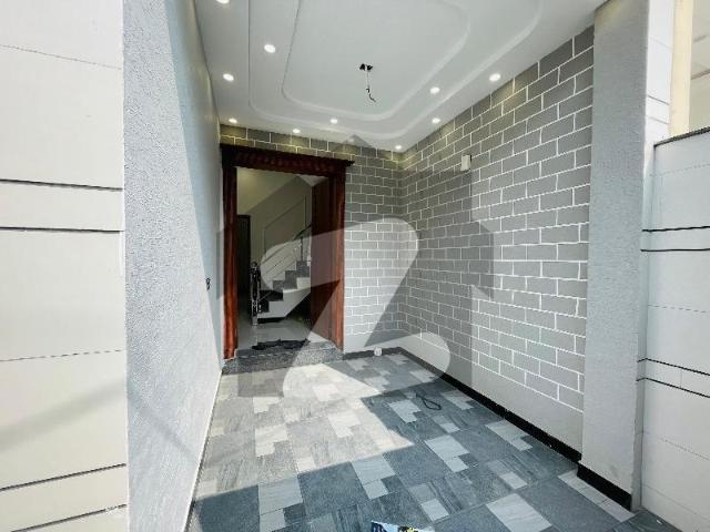 Prime Location 675 Square Feet House For Sale In Rs. 13500 Only Bismillah Housing Scheme